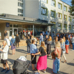 Saeima sāk virzīt likumprojektu par iespēju atteikties mācīties krievu valodu