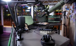 Atklāta vēstule SEPLP ombudam. Valodnieki ceļ trauksmi par latviešu valodas kvalitāti sabiedriskajos medijos