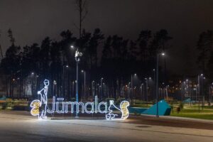 “Kāpēc man savā valstī jājūtas kā Krievijā?” Dace pēc brauciena Jūrmalas autobusā sašutusi